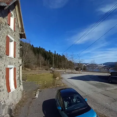 Les Granites Avec Balcon Apartmán *